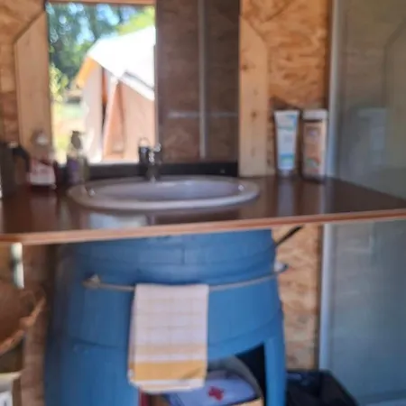 Insolite Tente Glamping Luxuszelt Parigné-lʼÉvêque